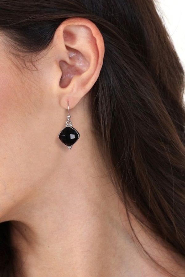 Alternate image for Indian-Made Dangle Earrings with 33-Carat Faceted Onyx Gems Mysterious Kiss