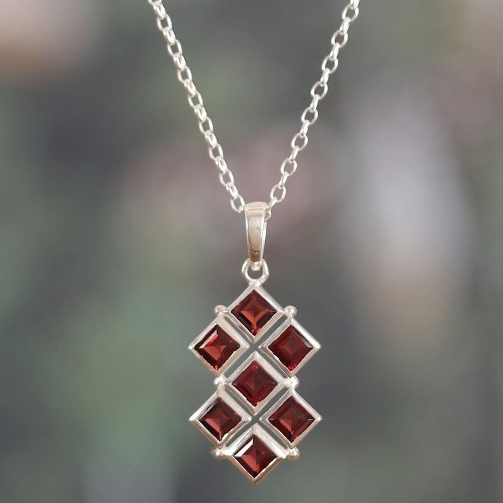 High-Polished Natural Two-Carat Garnet Pendant Necklace 'Crimson Energy'