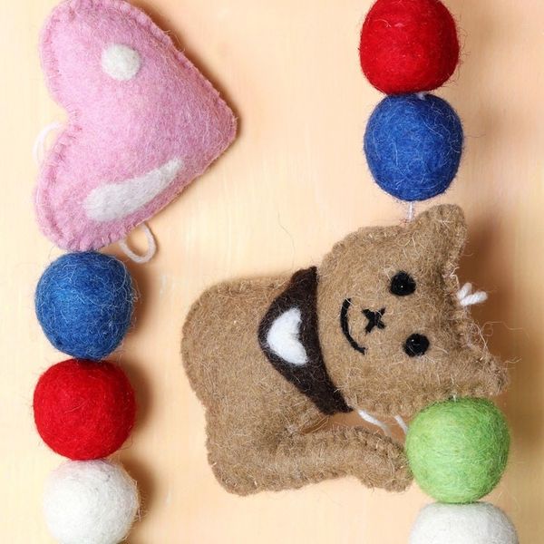 Alternate image for Artisan Crafted Wool Christmas Tree Garland Kitty Christmas