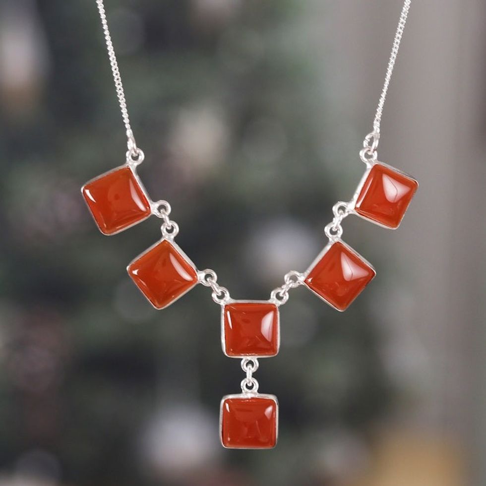 Indian-Made Geometric Carnelian Cabochon Pendant Necklace 'Flare Glam'