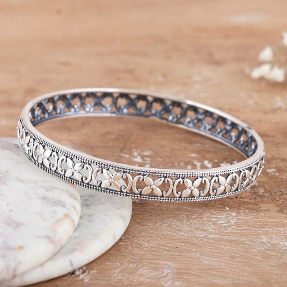 Polished Flower-Themed Sterling Silver Bangle Bracelet 'Spring Beauty'