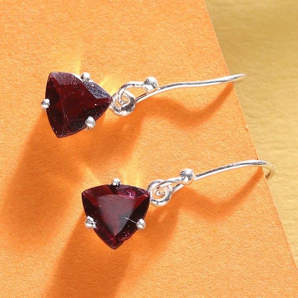 Alternate image for Natural 5-Carat Triangle Garnet Dangle Earrings from India Gem of Lovers