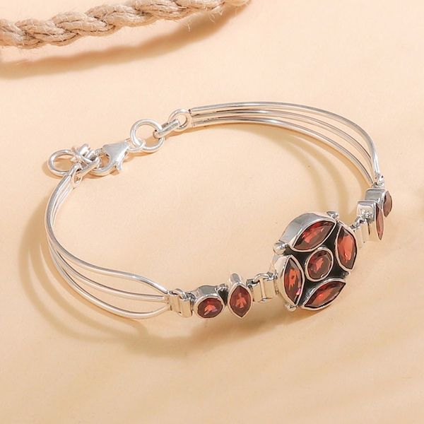 Alternate image for Polished and Oxidized Seven-Carat Garnet Pendant Bracelet Essence of Passion