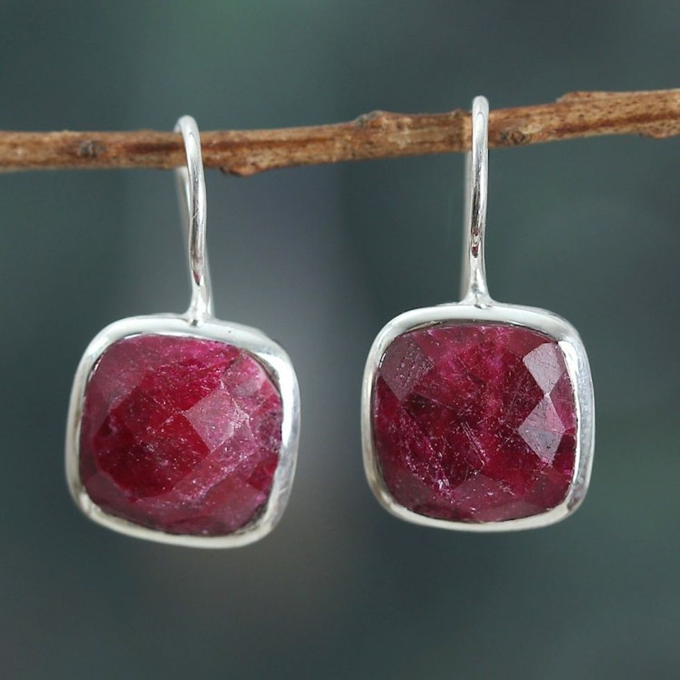 High-Polished 12-Carat Faceted Ruby Drop Earrings 'Passionate Essence'