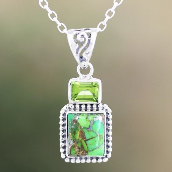 Alternate image for Indian Sterling Silver and Peridot Pendant Necklace Blissful Evening in Green