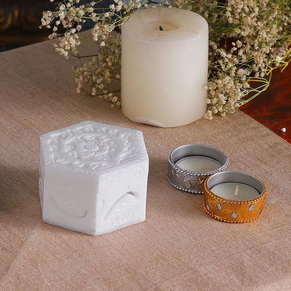 Alternate image for Handcrafted Alabaster Jali Jewelry Box from India Blooming Traditions