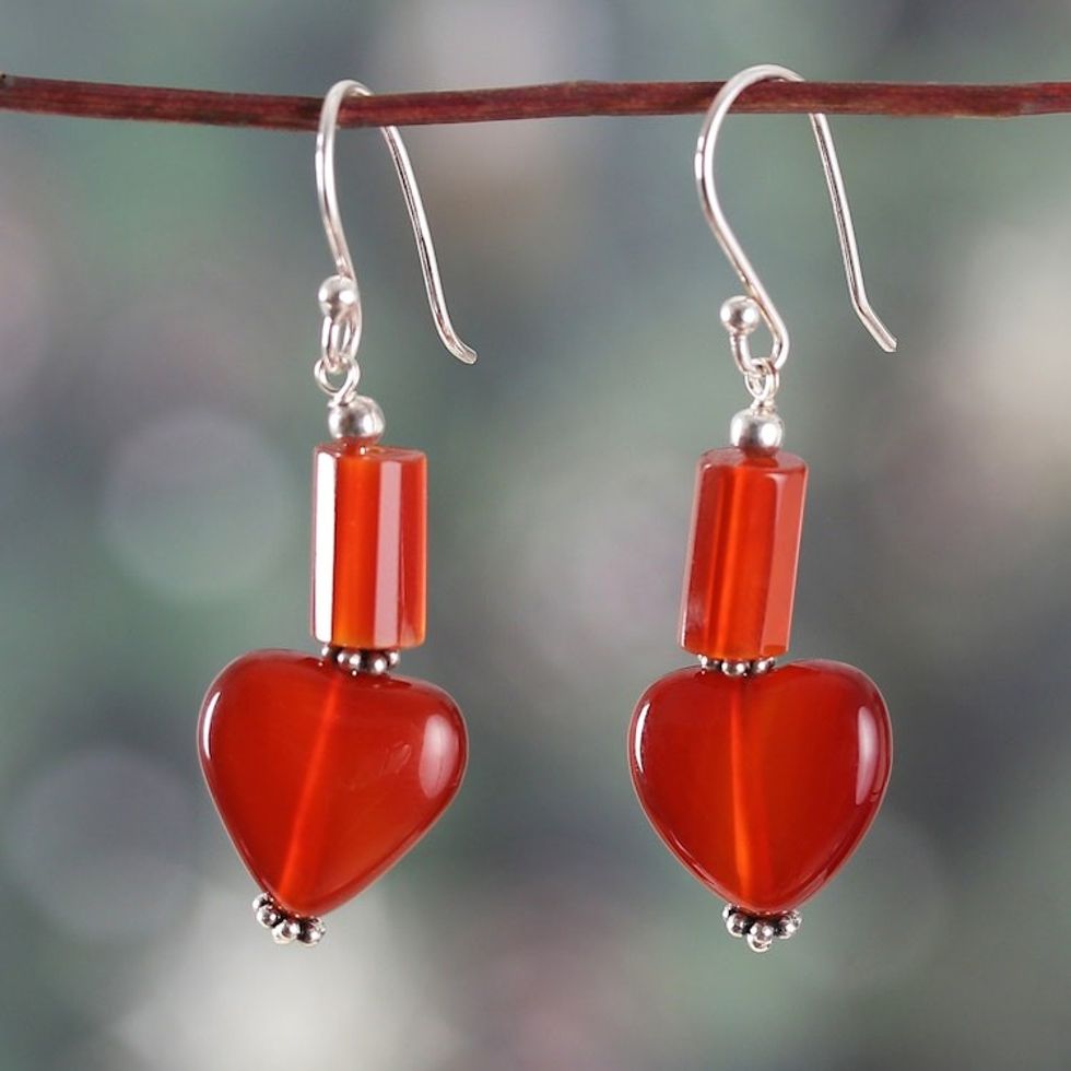 Romantic Minimalist Heart-Shaped Carnelian Dangle Earrings 'Novel Romance'