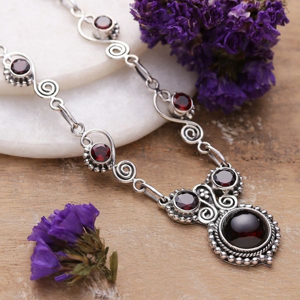 Alternate image for Traditional 4-Carat Natural Garnet Pendant Necklace Passionate Magic