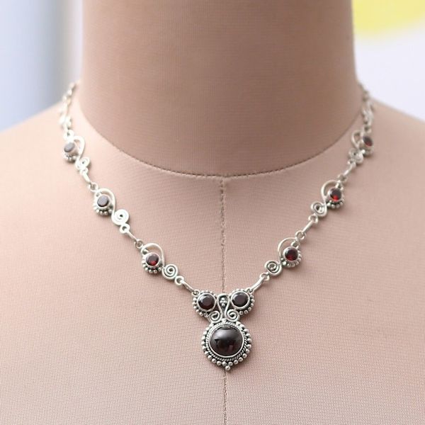 Alternate image for Traditional 4-Carat Natural Garnet Pendant Necklace Passionate Magic