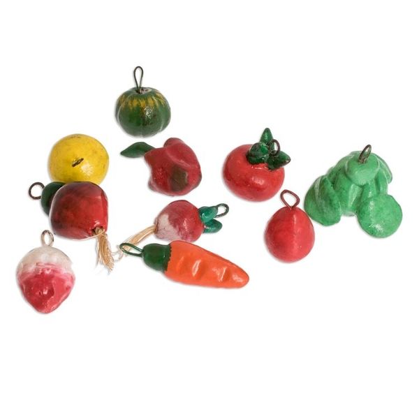 Alternate image for Mini Tropical Fruit Ornaments Set of 30 from Guatemala Tropical Flavors