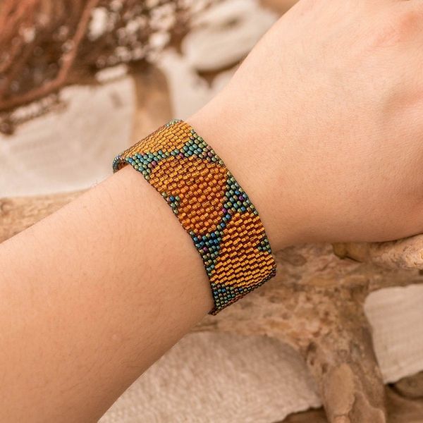 Alternate image for Handcrafted Adjustable Beaded Bracelet with Heart Patterns Golden Empress of Love