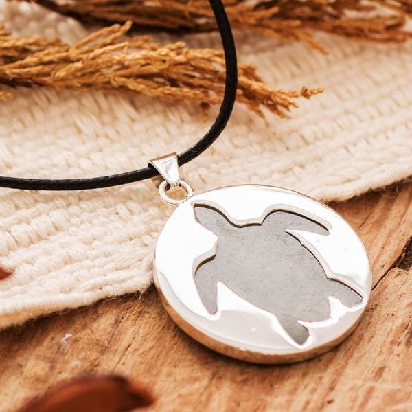 Alternate image for Sterling Silver and Green Jade Sea Turtle Pendant Necklace Marine Joy