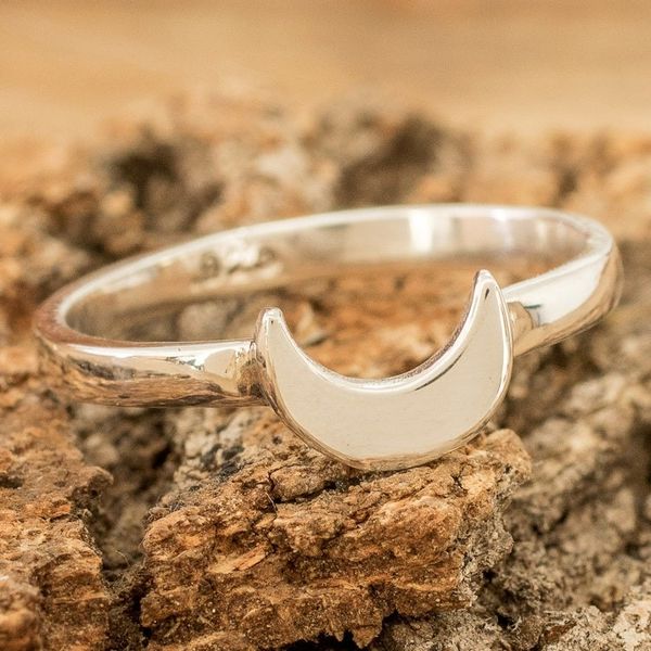 Alternate image for High-Polished Moon-Themed Sterling Silver Band Ring Dazzling Night