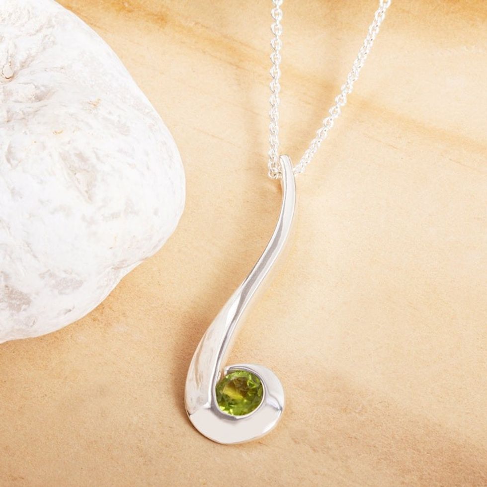 August Birthstone Pendant Necklace 'Embrace'