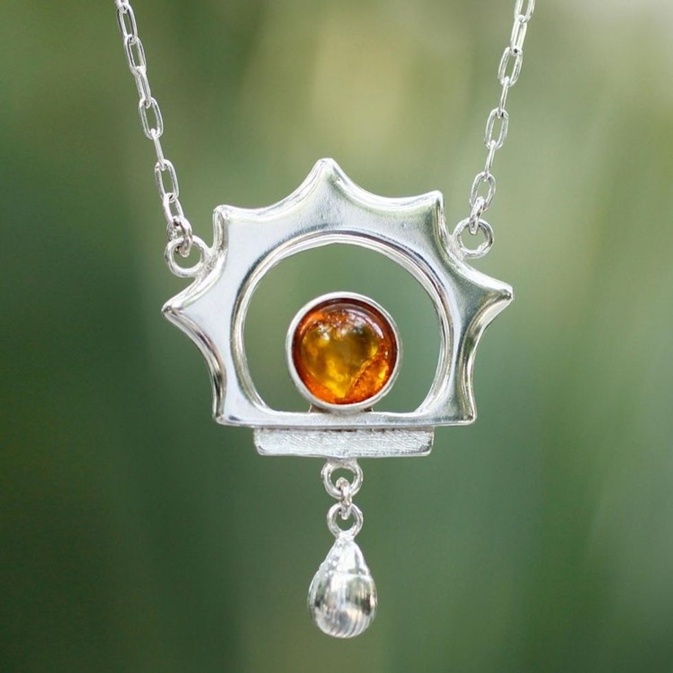Unique Sterling Silver Sunshine Necklace with Amber 'Leo Sun'