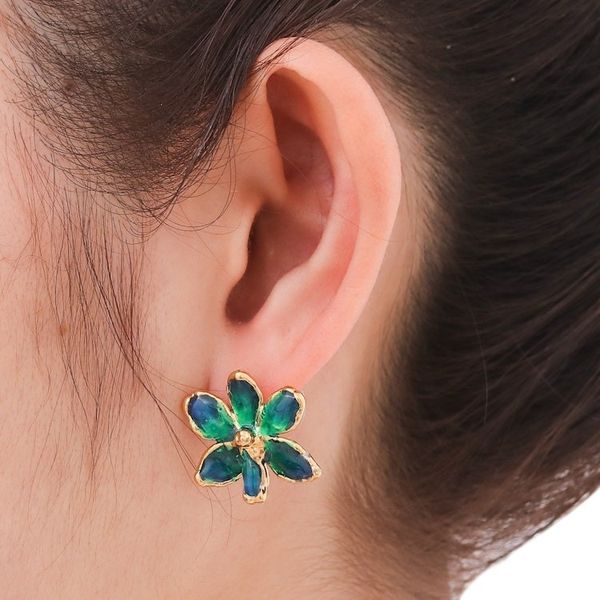 Alternate image for Natural orchid gold-plated flower earrings Aqua Perfection