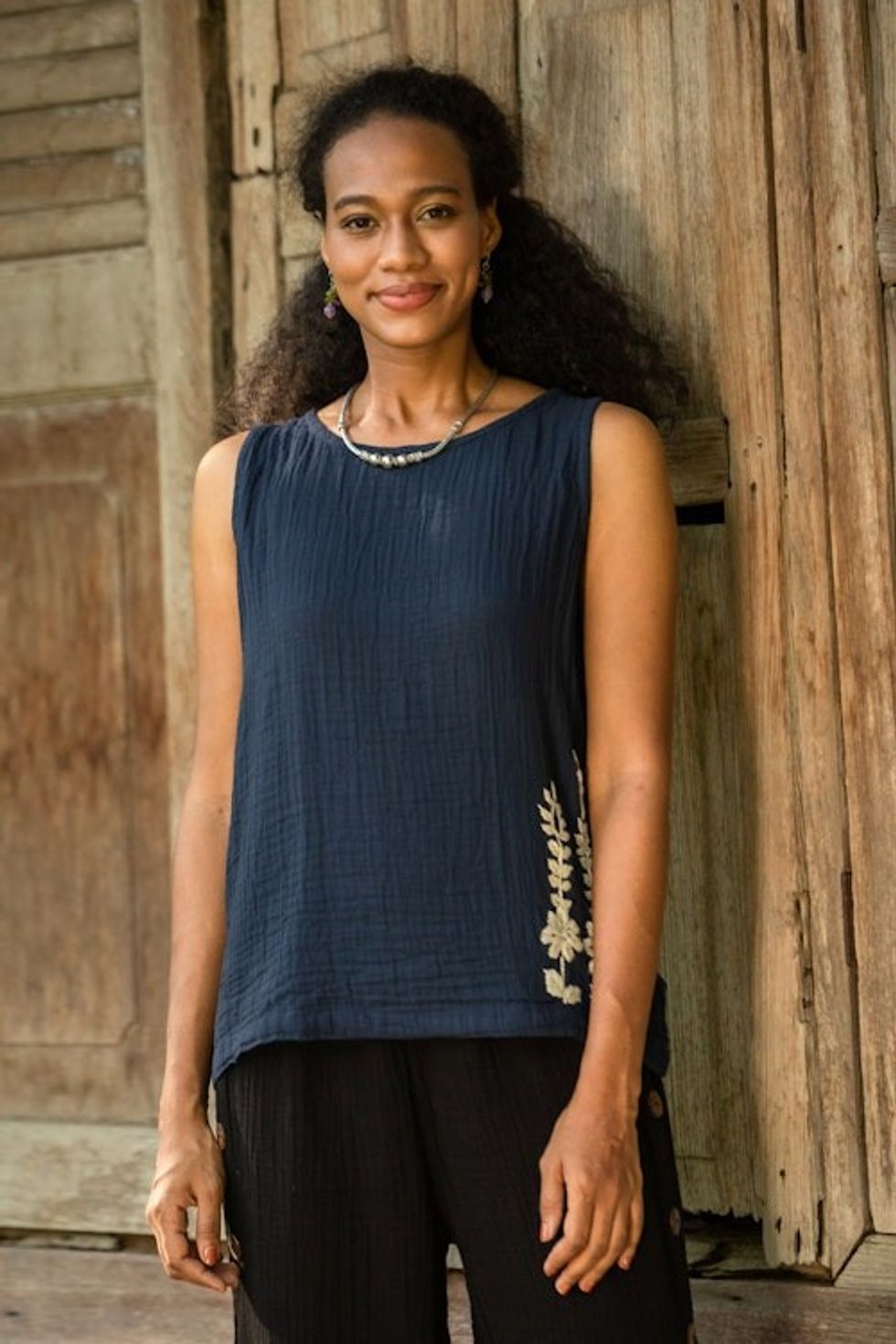 Cool Crinkle Cotton Tank Top in Navy 'Flirty Bloom in Navy'