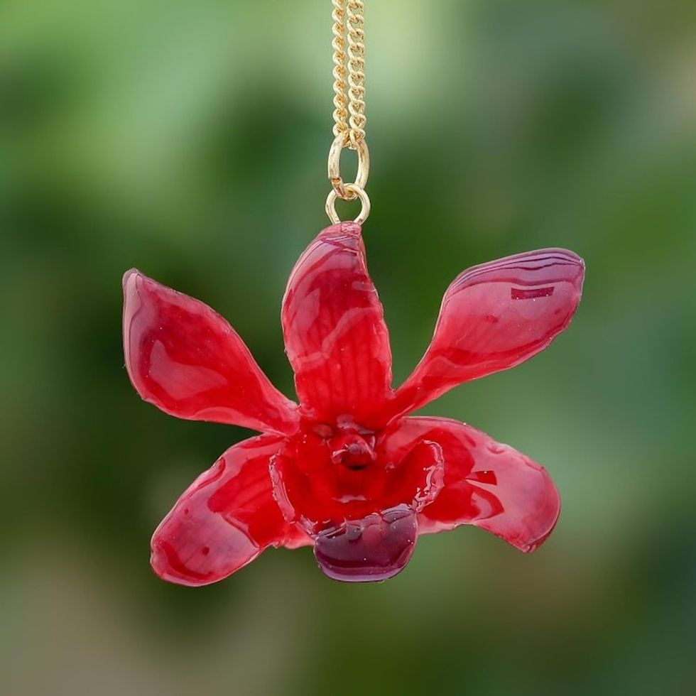 Gold Accented Red-Purple Natural Orchid Pendant Necklace 'Starry Flower'