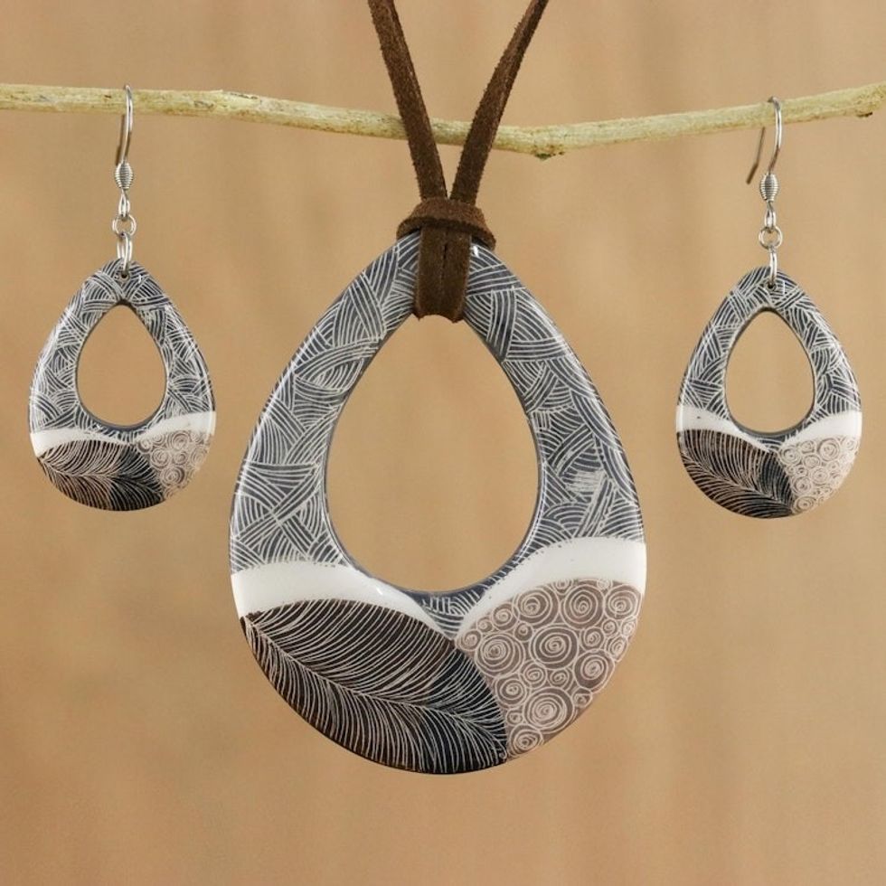 Handmade Singing Hills Ceramic Necklace and Earring Set 'Singing Hills'