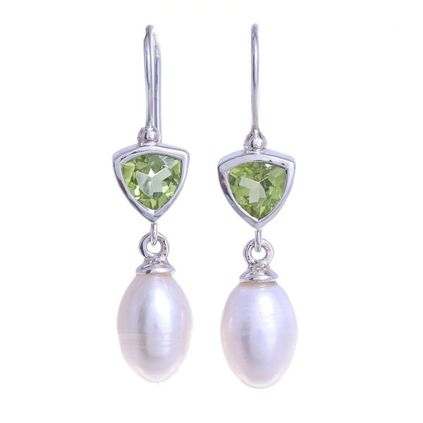 Alternate image for Cultured Pearl and Peridot Dangle Earrings Spring Green Sea
