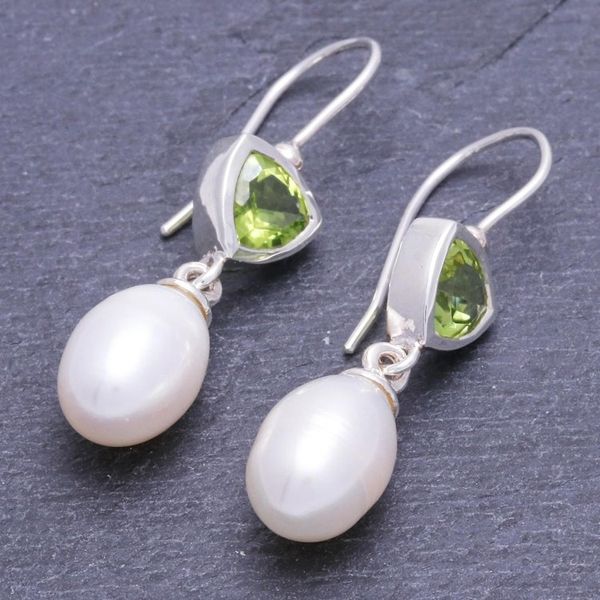 Alternate image for Cultured Pearl and Peridot Dangle Earrings Spring Green Sea