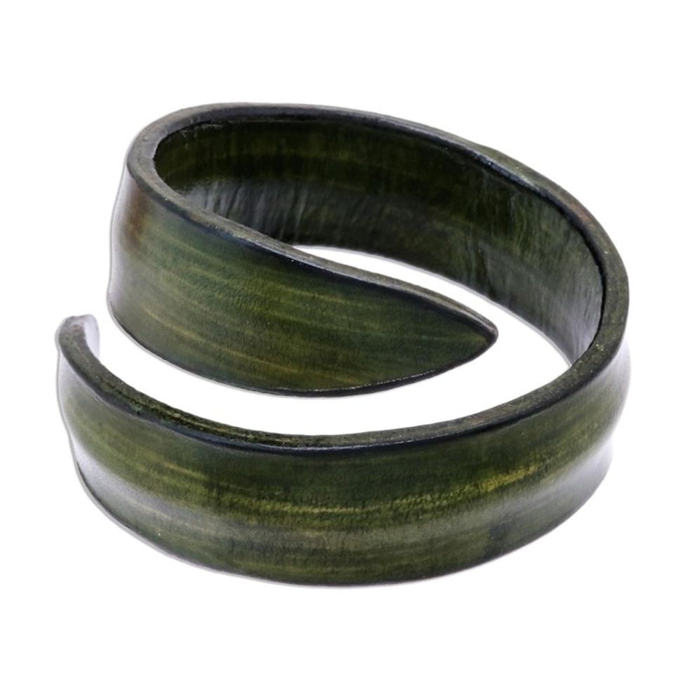 Modern Leather Wrap Bracelet in Green from Thailand 'Simple Caress in Green'