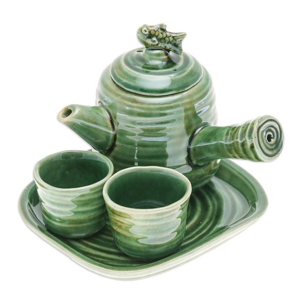 Alternate image for Fish-Themed Green Ceramic Tea Set with Two Cups and a Tray Cozy Fins