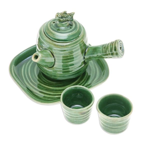 Alternate image for Fish-Themed Green Ceramic Tea Set with Two Cups and a Tray Cozy Fins