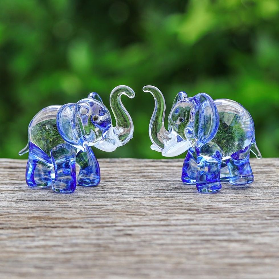 Pair of Blue-Toned Handblown Glass Elephant Figurines 'The Blue Giants'