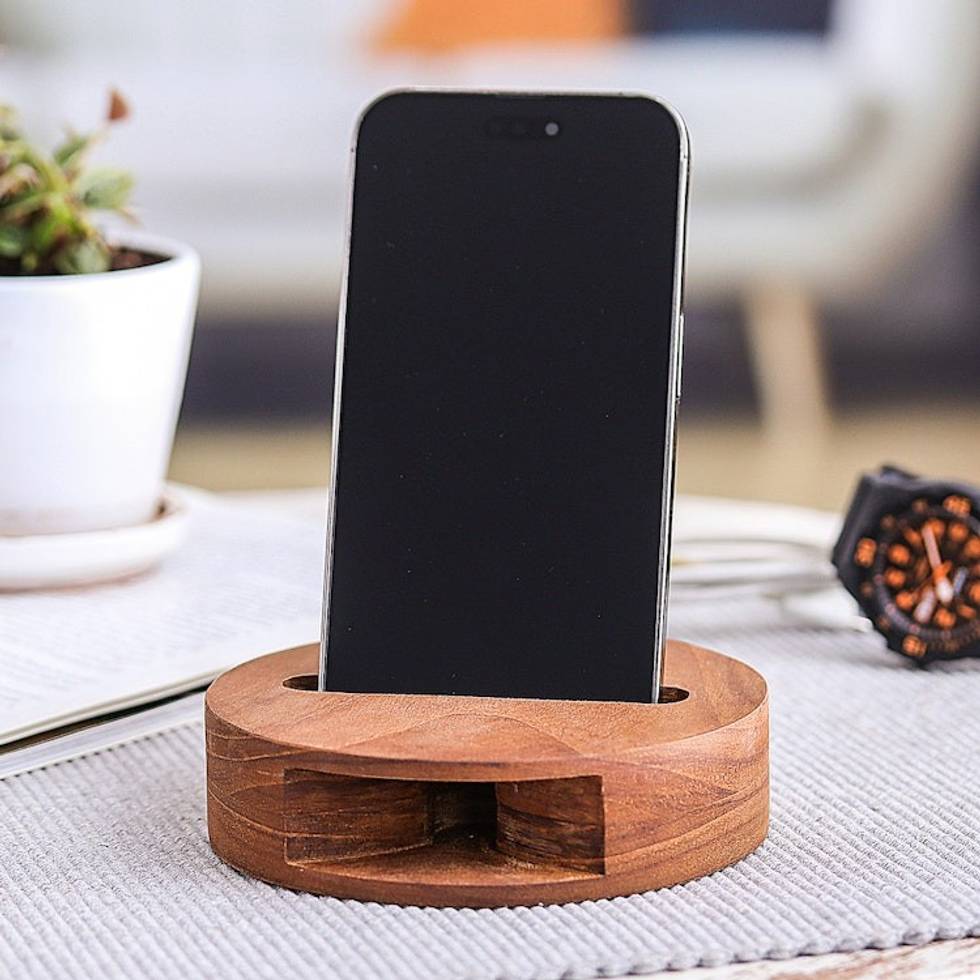 Round Reclaimed Wood Phone Speaker from Thailand 'Modern Sound'