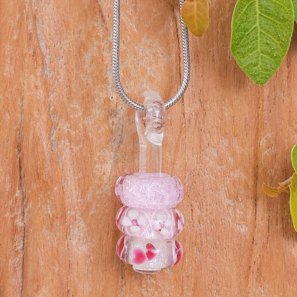 Alternate image for Floral Pink Glass Beaded Pendant Necklace from Thailand Pretty Amulets