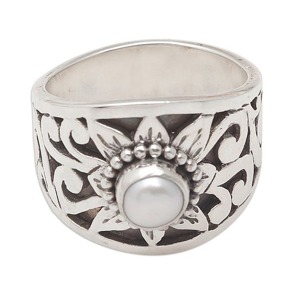 Alternate image for Floral Cultured Pearl Single Stone Ring Crafted in Java Dame of the Garden