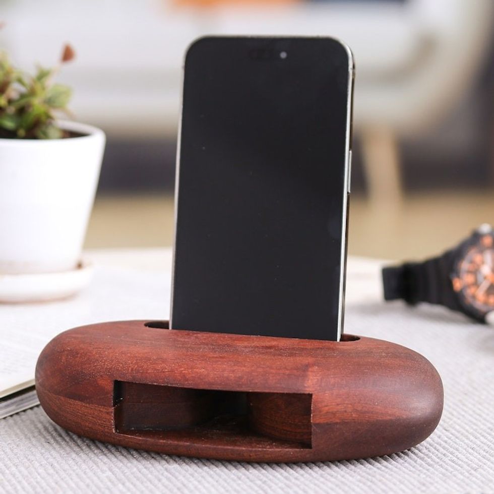 Hand-Carved Minimalist Oval Mahogany Wood Phone Speaker 'Dapper Sounds'