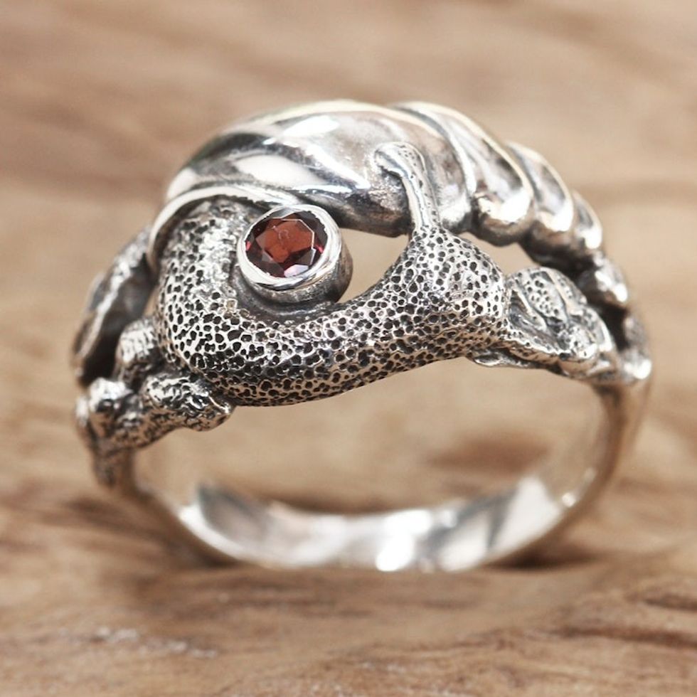 Garnet cocktail ring 'Balinese Snail'