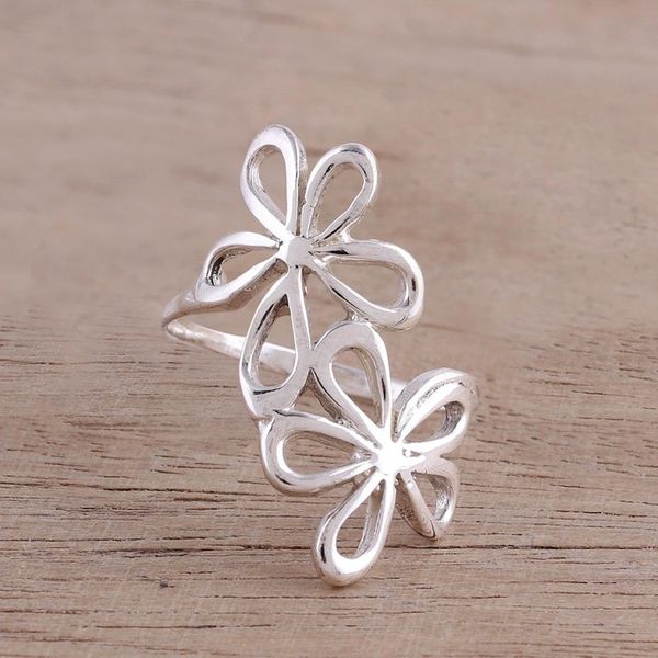 Alternate image for Sterling Silver Floral Cocktail Ring from India Twin Floral Beauty