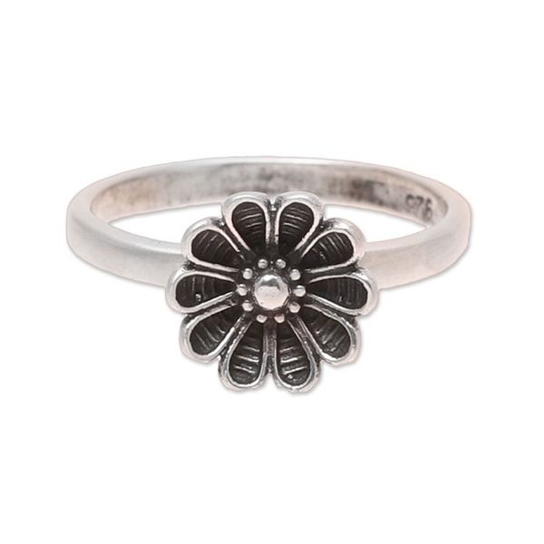 Alternate image for Daisy Flower Sterling Silver Cocktail Ring from India Daisy Appeal