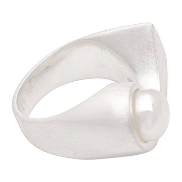 Alternate image for Ocean-Inspired Matte Sterling Silver Ring with White Pearl Waves of Uluwatu
