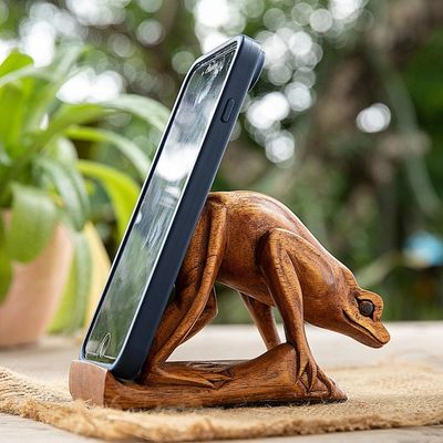 Alternate image for Jempinis Wood Frog Phone Stand Hand-Carved in Bali Looking for Some Food