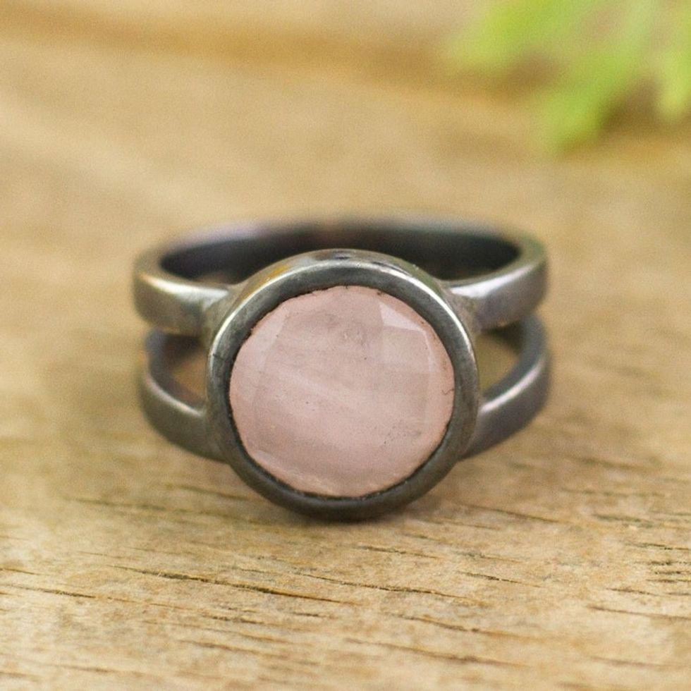 Oxidized Rose Quartz Ring from Peru 'Soft Circle'