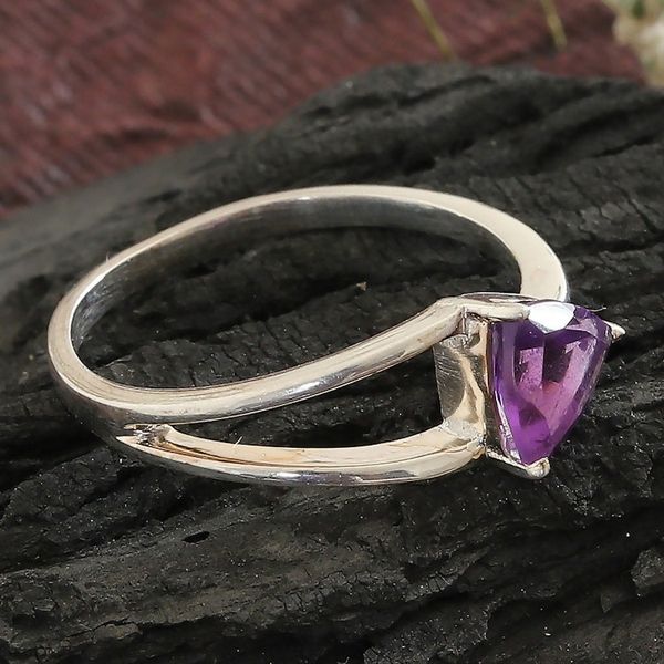 Alternate image for Triangle-Cut One-Carat Amethyst Solitaire Ring from India Wise Triangle