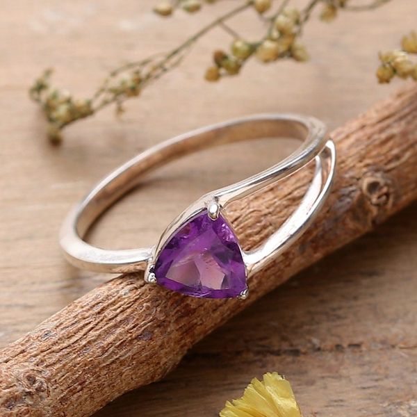 Alternate image for Triangle-Cut One-Carat Amethyst Solitaire Ring from India Wise Triangle