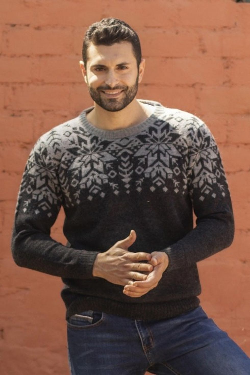 Men's Grey Alpaca Wool Snowflake Motif Sweater 'Inca Snowflake'