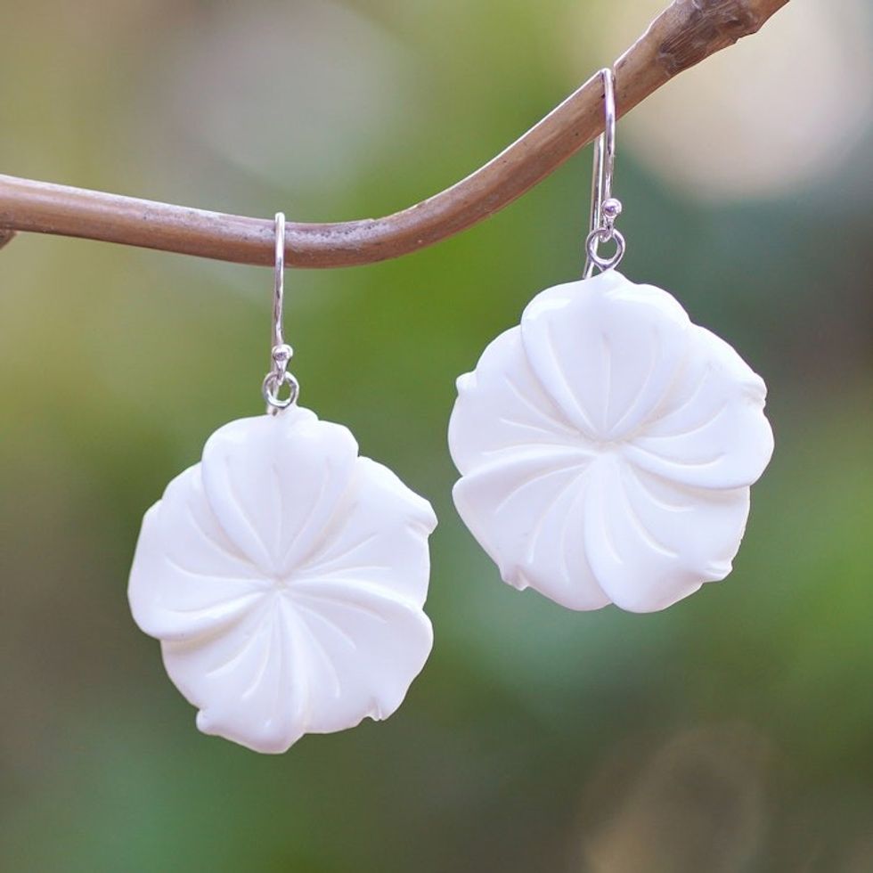 Hand-Carved Plumeria Bloom-Shaped Dangle Earrings 'Snowy Plumeria'