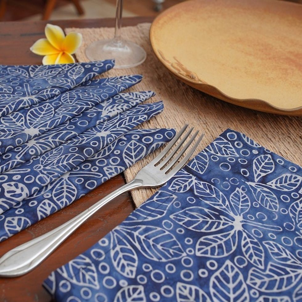 Leafy-Patterned 6-Piece Midnight Blue 100 Cotton Napkin Set 'Midnight Banquet'