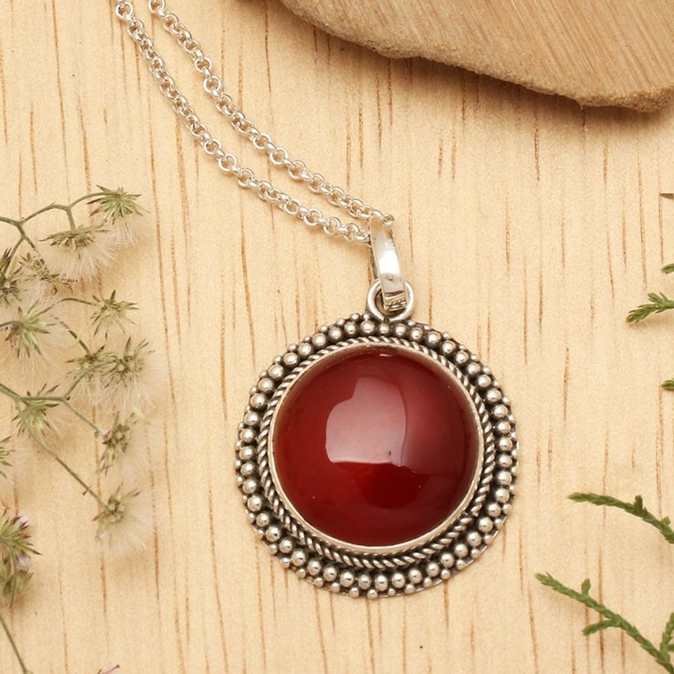 Polished and Oxidized Carnelian Cabochon Pendant Necklace 'Fiery Cycle'