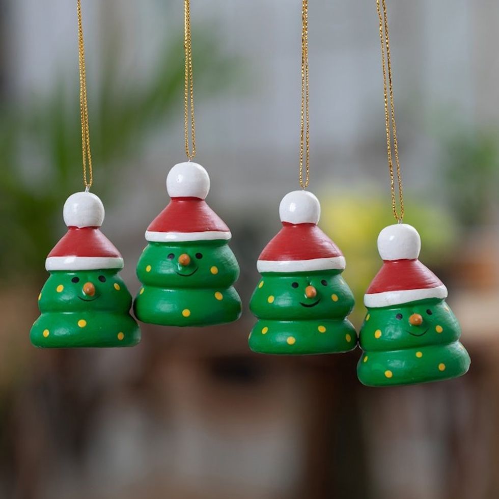 Christmas-Themed Set of 4 Albesia Wood Santa Pine Ornaments 'Santa Pines'