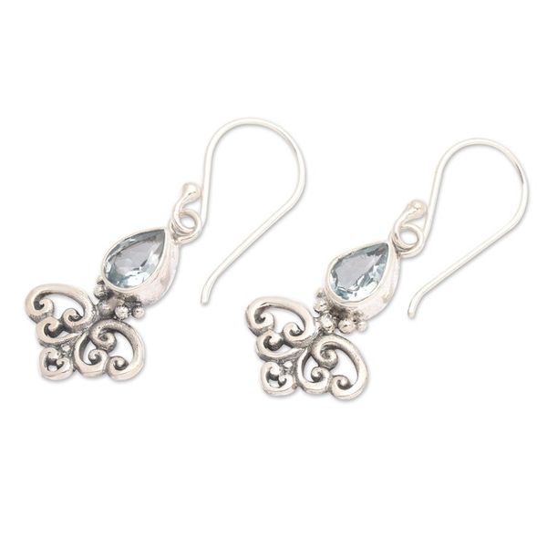 Alternate image for Spade-Shaped Faceted 2-Carat Blue Topaz Dangle Earrings Spades of Blue