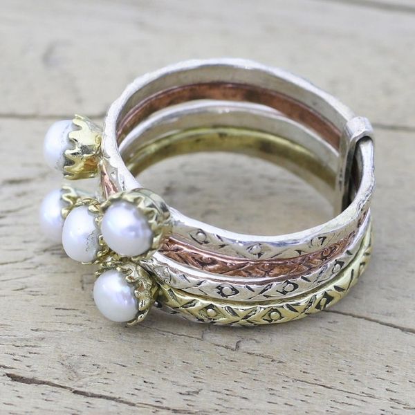 Alternate image for Cultured Pearl and Sterling Silver Ring from India Alluring Globes in White