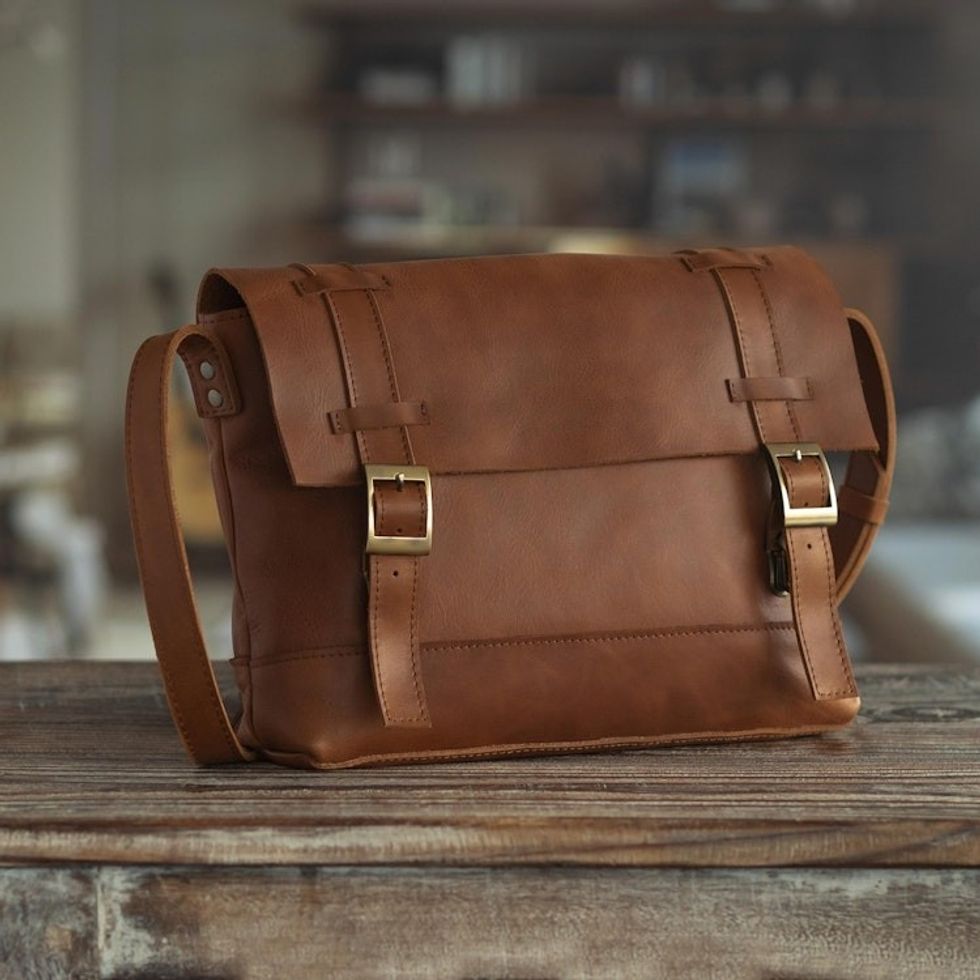 Artisan Crafted Leather Messenger Bag 'Grand Tour'