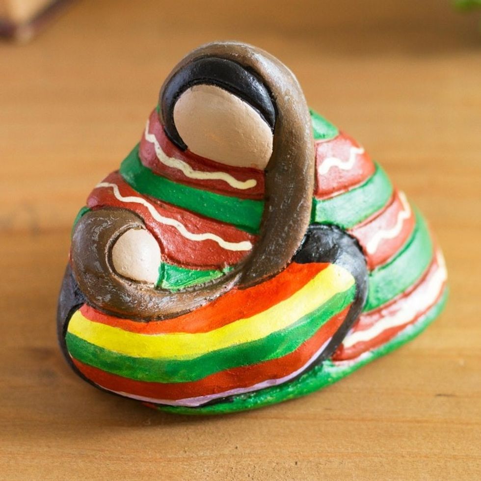 Handmade Petite Ceramic Peruvian Mother and Child Sculpture 'Andean Mother'